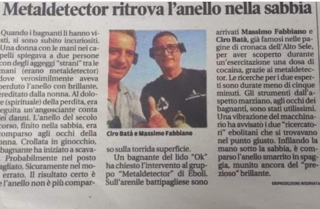 Articolo Giornale, Metal Detector ritrova l'anello nella sabbia